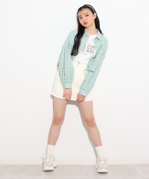 PINK-latte（ピンクラテ）の「◆【130cmサイズあり/キーホルダー付き/ウエスト調整可】ウエストタックスカート（スカート・キッズ・ブルー系8/ブルー系9/ベビーピンク/オフホワイト・15 /16/14/13）」の10枚目の写真