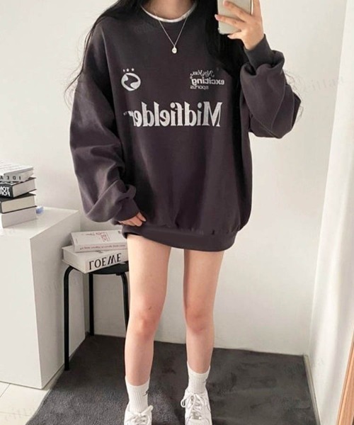 Dalfwin（ダールフィン）の「Midfielderプリントオーバーサイズスポーツウェア風スウェットトレーナー（スウェット・レディース・チャコールグレー/ブラック/グレー系その他・FREE）」の15枚目の写真