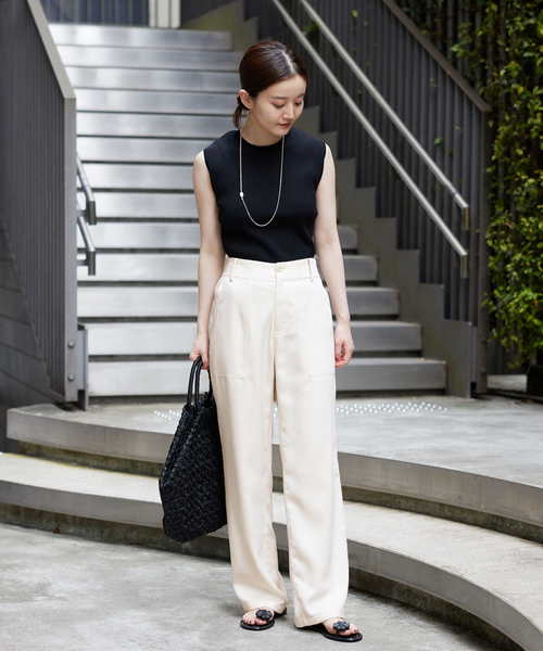 IENA（イエナ）の「《追加》アセテートライク ベイカーパンツ（その他パンツ・レディース・アイボリー/ブラック・36/34/38）」の8枚目の写真