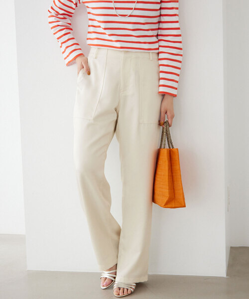 IENA（イエナ）の「《追加》アセテートライク ベイカーパンツ（その他パンツ・レディース・アイボリー/ブラック・36/34/38）」の4枚目の写真