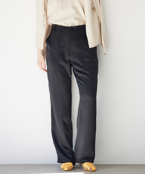 IENA（イエナ）の「《追加》アセテートライク ベイカーパンツ（その他パンツ・レディース・アイボリー/ブラック・36/34/38）」の7枚目の写真