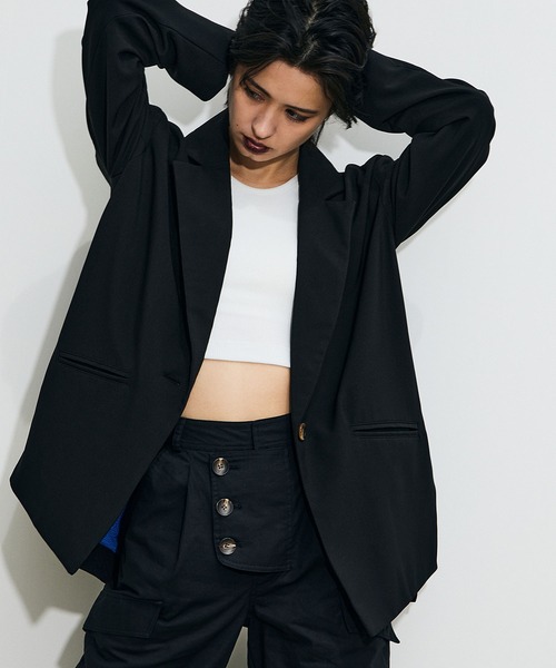Maisones.(メゾネス)の「Button flap Trousers | ボタンフラップ パンツ(カーゴパンツ・レディース・ピンク/オフホワイト/ブラック・1/2)」の14枚目の写真