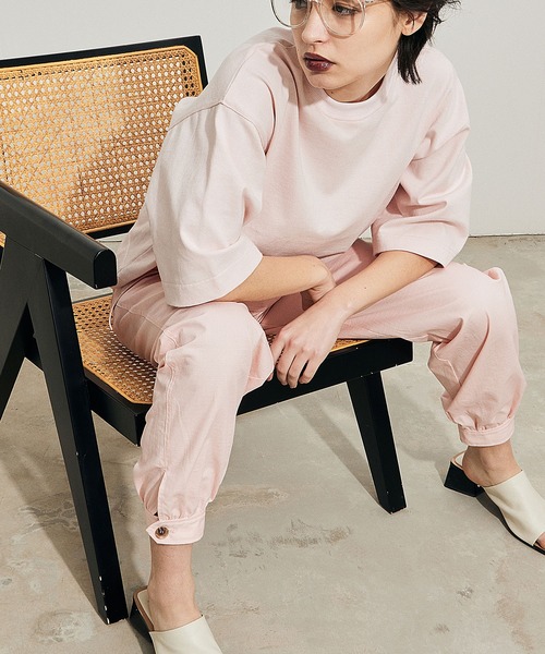 Maisones.(メゾネス)の「Button flap Trousers | ボタンフラップ パンツ(カーゴパンツ・レディース・ピンク/オフホワイト/ブラック・1/2)」の16枚目の写真