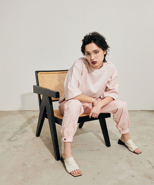 Maisones.(メゾネス)の「Button flap Trousers | ボタンフラップ パンツ(カーゴパンツ・レディース・ピンク/オフホワイト/ブラック・1/2)」の17枚目の写真