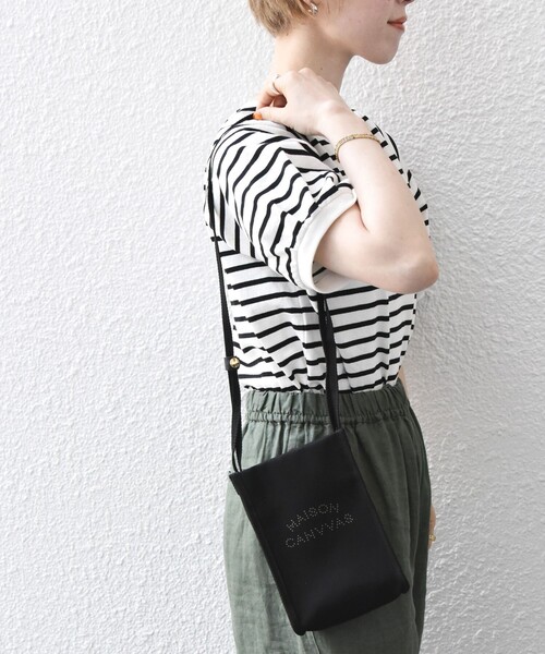 MAISON CANVVAS（メゾンキャンバス）の「MAISON CANVVAS: キャンバス マルチ モバイル ショルダー バッグ（ショルダーバッグ・レディース・ブラック/オフホワイト・ONE SIZE）」の20枚目の写真