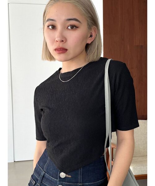 EMODA（エモダ）の「バックタイスカーフTシャツ（Tシャツ/カットソー・レディース・ブラック/ホワイト/ブルー/パープル・FREE）」の22枚目の写真