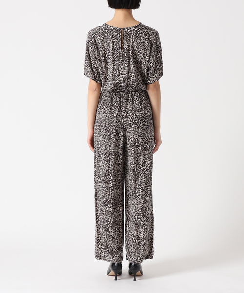 journal standard L'essage(ジャーナルスタンダードレサージュ)の「【LUSANA / ルサーナ】jen jumpsuit:ジャンプスーツ(つなぎ/オールインワン・レディース・ブラック系その他/アイボリー・SMALL)」の15枚目の写真