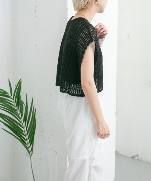 KBF（ケイビーエフ）の「クロシェニットベスト（ベスト・レディース・ブラック/ベージュ・ONE）」の6枚目の写真