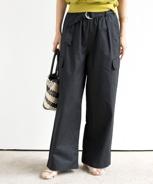 rps(アールピーエス)の「共ベルト付きカーゴワイドパンツ(カーゴパンツ・レディース・ライトカーキ/ベージュ/ブラック・フリー)」の2枚目の写真