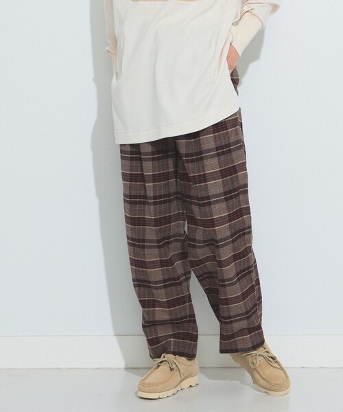 BEAMS BOY（ビームスボーイ）の「BEAMS BOY / フランネル チェック 2プリーツ パンツ（その他パンツ・レディース・チャコールグレー/ブラウン・1/2）」の14枚目の写真