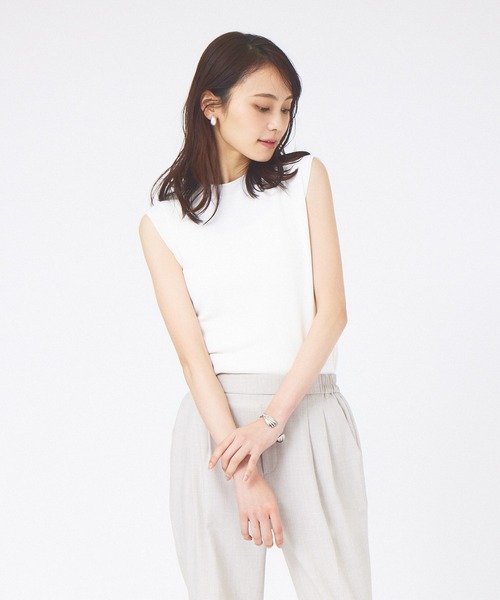 abahouse mavie（アバハウスマヴィ）の「ウォッシャブルノースリプルオーバー（ニット/セーター・レディース・ホワイト/ブラック/ブルー・フリー）」の2枚目の写真