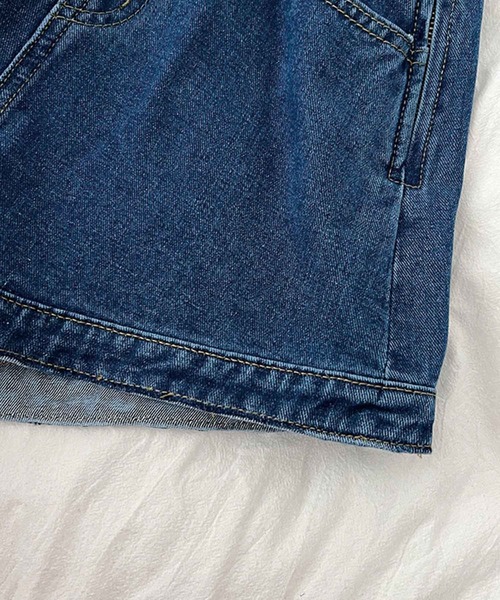 SPIGA(スピーガ)の「ワンショルダーデニムショートサロペット(サロペット/オーバーオール・レディース・ブラック/ベージュ/ライトブルー/ダークブルー・MEDIUM/SMALL)」の16枚目の写真
