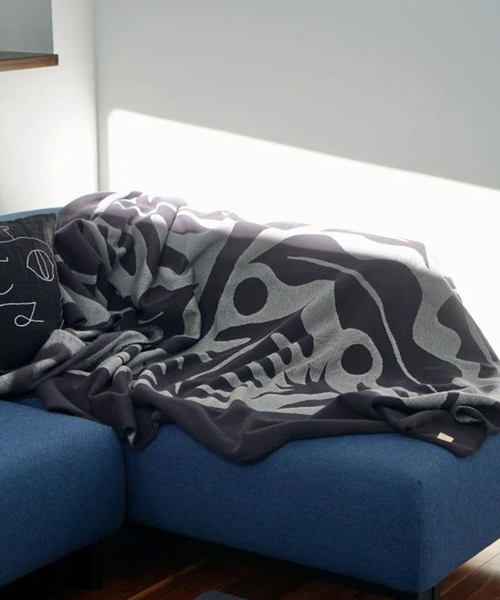 布団・毛布 MYTONE ALL SEASON BLANKET Asuka Watanabe TOWEL BLANKET : Abstract Inlet by Asuka Watanabe – MYTONE