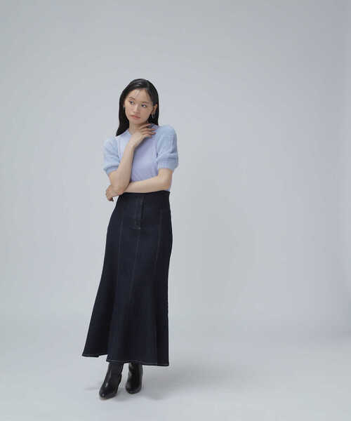 NATURAL BEAUTY BASIC（ナチュラルビューティーベーシック）の「◇サイドリブデニムマーメイドスカート（デニムスカート・レディース・ネイビー・SMALL/MEDIUM）」の5枚目の写真