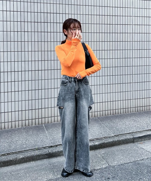 feepur（フェピュール）の「ハイネックカラートップス（Tシャツ/カットソー・レディース・ブルー/グリーン/オレンジ/ブラック/オフホワイト・MEDIUM）」の7枚目の写真