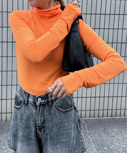 feepur（フェピュール）の「ハイネックカラートップス（Tシャツ/カットソー・レディース・ブルー/グリーン/オレンジ/ブラック/オフホワイト・MEDIUM）」の12枚目の写真