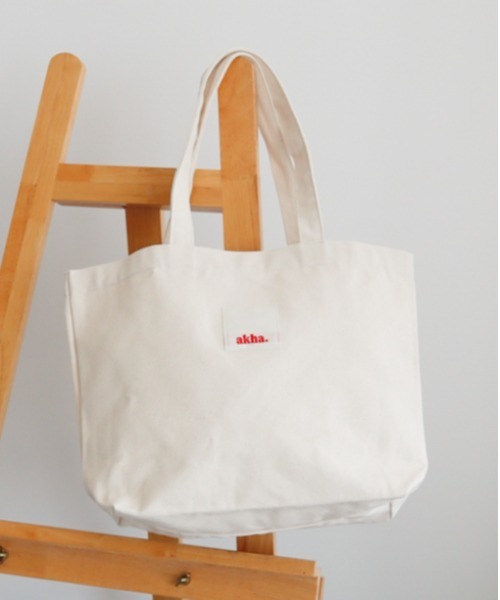 CRAFT STANDARD BOUTIQUE（クラフトスタンダードブティック）の「akha.　キャンバストート/A4サイズ（トートバッグ・レディース・ライトグリーン/カーキ/ナチュラル/グレー・FREE）」の10枚目の写真
