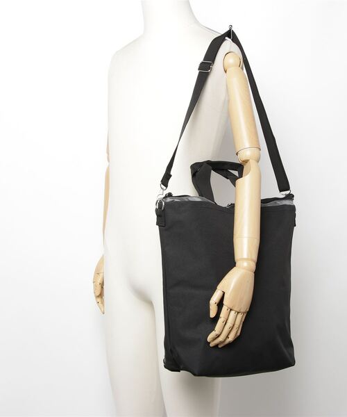 KAKSI(カクシ)の「KAKSI /カクシ / Kasanelu Ruck(ショルダーバッグ・レディース・ブラック/グレー/カーキ/ネイビー・ONESIZE)」の9枚目の写真