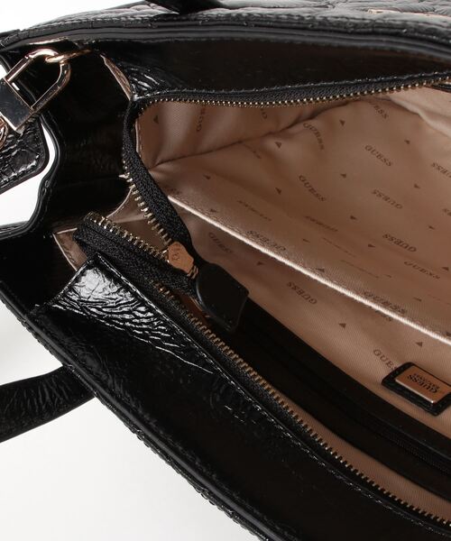 Guess（ゲス）の「SILVANA 2 Compartment Tote トートバッグ レディース（トートバッグ・レディース・ブラック・ONE SIZE）」の4枚目の写真