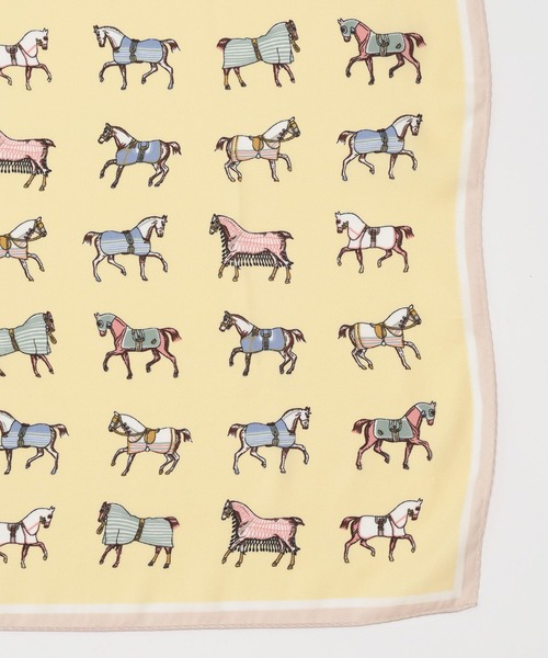 Andemiu（アンデミュウ）の「【新色追加】フォールプリントスカーフ983168（バンダナ/スカーフ・レディース・グリーン/ブラック/ベージュ/オフホワイト/ピンク/イエロー/ブルー・FREE）」の20枚目の写真