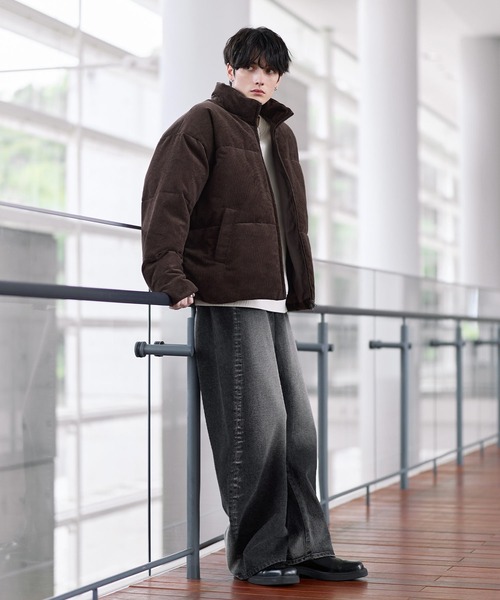 ASTRONOMY（アストロノミー）の「ハイネック中綿ショートジャケット(600フィルパワー)（ダウンジャケット/コート・メンズ・チャコール/ライトグレー/ブルー/ブラック/アイボリー/ブラウン/ブラウン系2/ブラック系2/アイボリー系/グレー系/ブラック系・L/M/S/XL）」の16枚目の写真