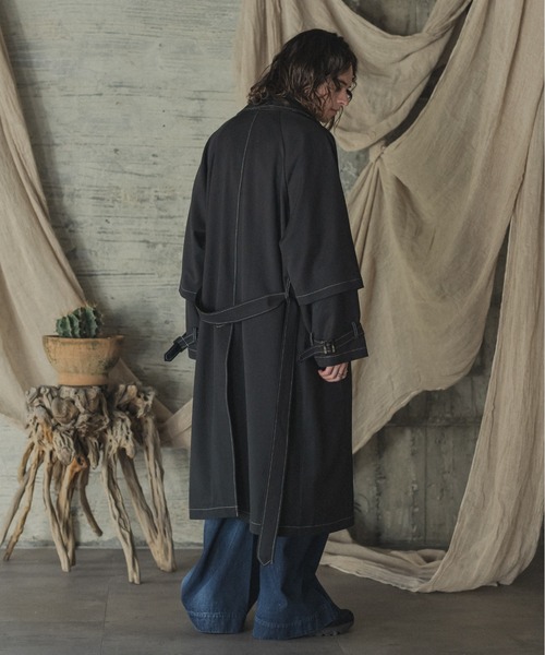 CASPER JOHN（キャスパージョン）の「Layered soutien collar coat/レイヤードステンカラーコート（ステンカラーコート・メンズ・グリーン/ライトグレー/ブラック・SMALL/LARGE/MEDIUM/X-SMALL）」の11枚目の写真