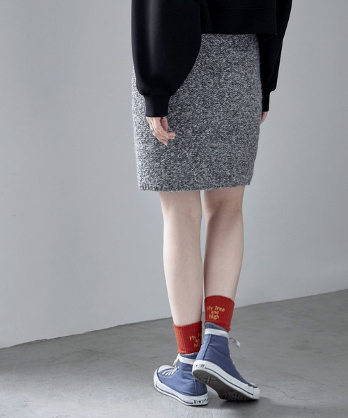 etoll.(エトル)の「ニットタイトミニスカート(スカート・レディース・グレー/ブラック/ブルー/グレイッシュベージュ・M)」の21枚目の写真