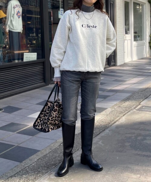 fredy emue（フレディエミュ）の「パールロゴ起毛スウェット（スウェット・レディース・アイボリー/グレー/ダークネイビー・38）」の4枚目の写真