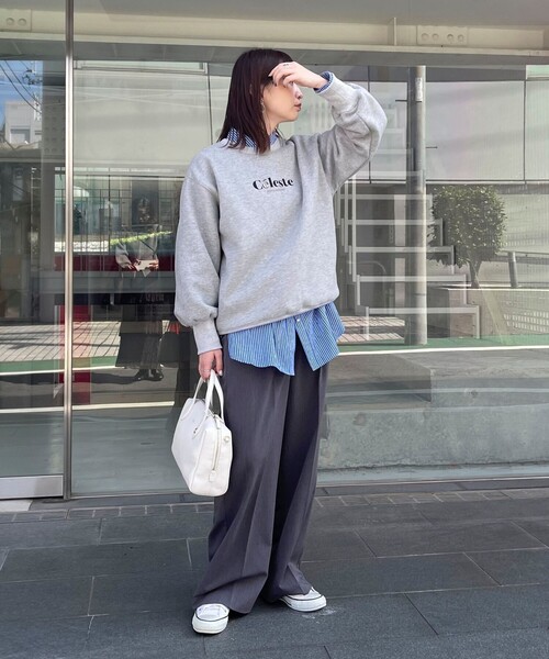 fredy emue（フレディエミュ）の「パールロゴ起毛スウェット（スウェット・レディース・アイボリー/グレー/ダークネイビー・38）」の17枚目の写真