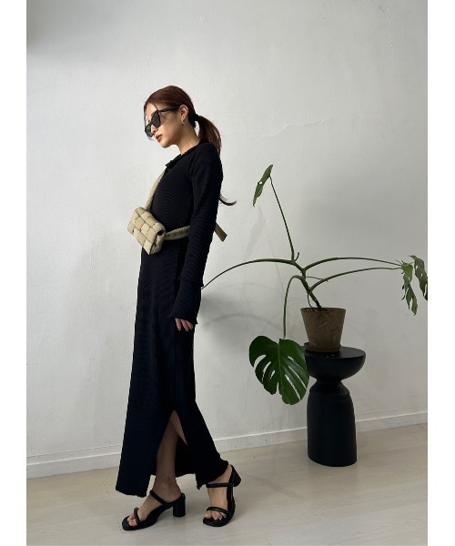 TRUNC（トランクエイティーエイト）の「2WAY Self Cut High Neck Dress（ワンピース・レディース・ブラック/アイボリー/ブラウン・FREE）」の19枚目の写真