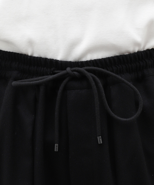 markaware（マーカウェア）の「【MARKAWARE / マーカウェア】別注 Cashmere Flannel Easy PT（スラックス・メンズ・ブラック・3/2）」の7枚目の写真