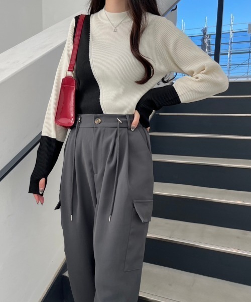 nemne store(ネンネストア)の「【低身長サイズあり】配色リブニット(ニット/セーター・レディース・ブラック/グレー/オフホワイト・MEDIUM/SMALL)」の2枚目の写真
