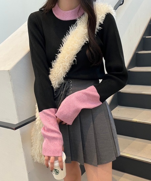 nemne store(ネンネストア)の「【低身長サイズあり】配色リブニット(ニット/セーター・レディース・ブラック/グレー/オフホワイト・MEDIUM/SMALL)」の3枚目の写真