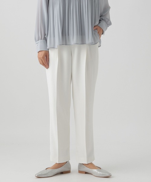 Elura（エルーラ）の「＜セレモニーにもお仕事にも使える！＞映えラクテーパードパンツ（その他パンツ・レディース・ネイビー/ブラック/グレイッシュベージュ/ホワイト・LARGE/MEDIUM/SMALL/X-LARGE）」の7枚目の写真