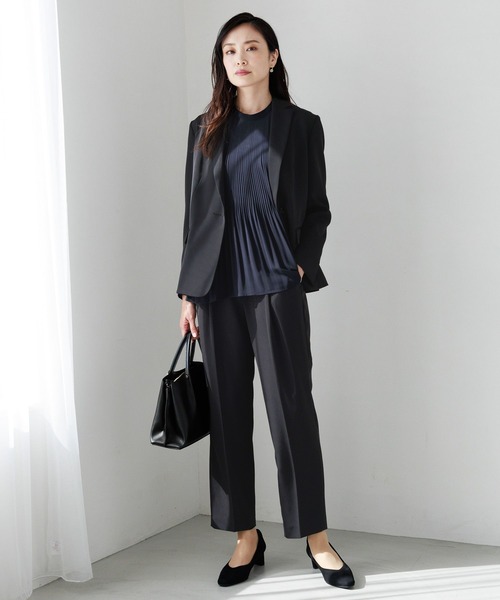 Elura（エルーラ）の「＜セレモニーにもお仕事にも使える！＞映えラクテーパードパンツ（その他パンツ・レディース・ネイビー/ブラック/グレイッシュベージュ/ホワイト・LARGE/MEDIUM/SMALL/X-LARGE）」の15枚目の写真