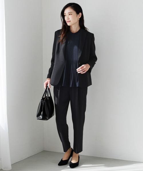 Elura（エルーラ）の「＜セレモニーにもお仕事にも使える！＞映えラクテーパードパンツ（その他パンツ・レディース・ネイビー/ブラック/グレイッシュベージュ/ホワイト・LARGE/MEDIUM/SMALL/X-LARGE）」の16枚目の写真