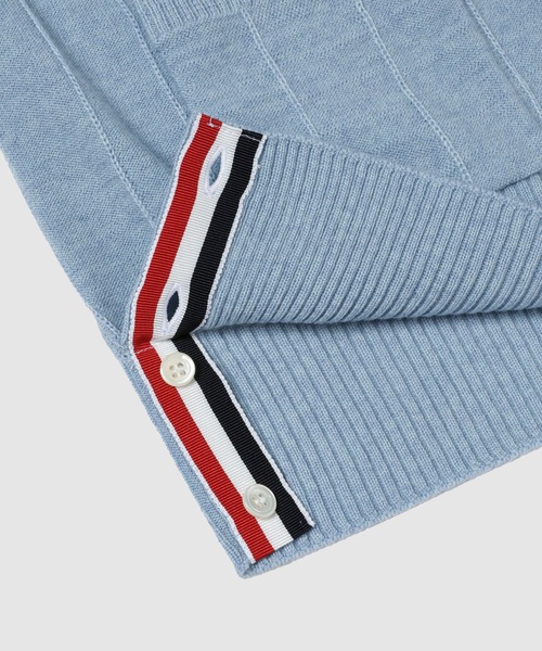 THOM BROWNE(トムブラウン)の「RIB STITCH RELAXED FIT V NECK CARDIGAN IN WOOL W/ RWB STRIPE(カーディガン/ボレロ・メンズ・その他・0/2/1)」の5枚目の写真