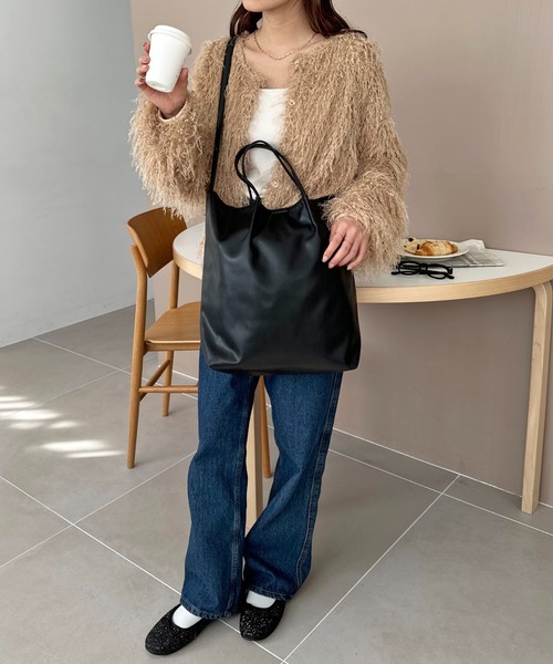 DISCOAT（ディスコート）の「【大容量】2WAYタックビッグトート（トートバッグ・レディース・ブラック/シルバー/シャンパン・FREE）」の14枚目の写真