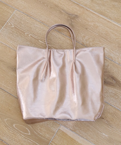DISCOAT（ディスコート）の「【大容量】2WAYタックビッグトート（トートバッグ・レディース・ブラック/シルバー/シャンパン・FREE）」の8枚目の写真