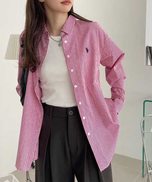 U.S. POLO ASSN.（ユーエスポロアッスン）の「U.S. POLO ASSN./ユーエス ポロ アッスン　レギュラーカラー オーバーサイズ ストライプ シャツ（シャツ/ブラウス・レディース・ネイビー×ホワイト/ベージュ/ホワイト×ブラック/サックスブルー/ピンク・L/M）」の10枚目の写真