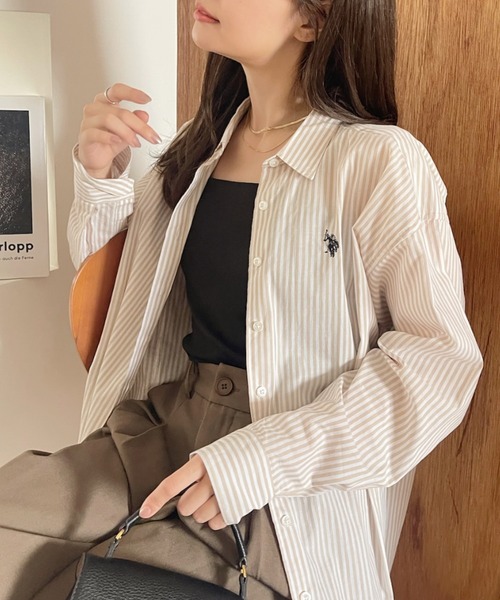 U.S. POLO ASSN.（ユーエスポロアッスン）の「U.S. POLO ASSN./ユーエス ポロ アッスン　レギュラーカラー オーバーサイズ ストライプ シャツ（シャツ/ブラウス・レディース・ネイビー×ホワイト/ベージュ/ホワイト×ブラック/サックスブルー/ピンク・L/M）」の15枚目の写真