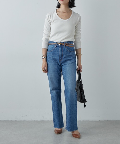 SHENERY（シーナリー）の「カットオフストレートデニムパンツ（デニムパンツ・レディース・ブルー・36/38/40）」の2枚目の写真