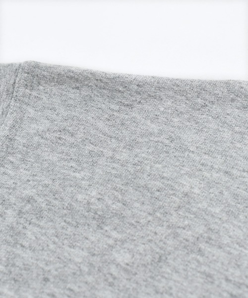 Champion(チャンピオン)の「【ヴィンテージ古着】Champion / チャンピオン ロゴ プリント クルーネックスウェット(スウェット・メンズ・グレー・X-LARGE)」の5枚目の写真