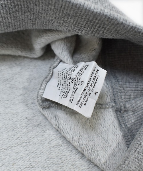 Champion(チャンピオン)の「【ヴィンテージ古着】Champion / チャンピオン ロゴ プリント クルーネックスウェット(スウェット・メンズ・グレー・X-LARGE)」の3枚目の写真