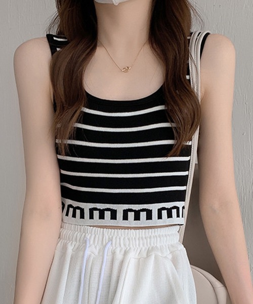 SHEPP(シープ)の「ロゴボーダー スクエアネック クロップド ショートタンクトップ / ニットタンク / ブラ紐隠し(タンクトップ・レディース・ホワイト/ブラック/レッド/グリーン・FREE)」の14枚目の写真