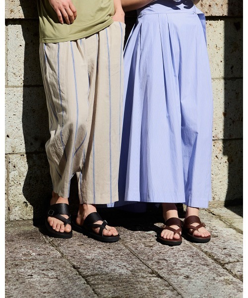 Organic handloom(オーガニックハンドルーム)の「Organic handloom / "TRENT" サンダル(サンダル・レディース・ダークブラウン/ブラック・24/23/26/25/27)」の4枚目の写真