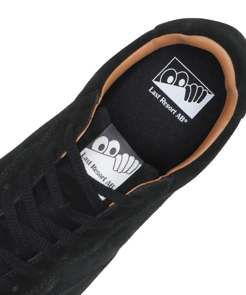 Last Resort AB(ラストリゾート・エービー)の「CM001 SUEDE LO 3 X BLACK/BLACK(スニーカー・メンズ・ブラック・10/9h/9/8h/8/7h/7/12/11/10h)」の6枚目の写真