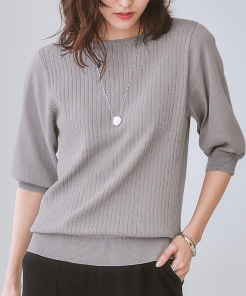 7days Life Styling(セブンデイズライフスタイリング)の「【ひんやり接触冷感】パフ袖ボートネックリブニット(UVカット・毛玉防止)(ニット/セーター・レディース・ラベンダー/グリーン/オフホワイト/ブラック/ブルーグレー/杢グレー/ベージュ・M/S/L/LL)」の4枚目の写真
