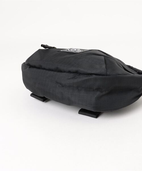 DAKINE(ダカイン)の「DAKINE JOEY OVAL CROSSBODY ショルダーバッグ 【2024年春夏モデル】/ダカインショルダーバッグ(ショルダーバッグ・メンズ・ブラック/エンジ・FREE)」の4枚目の写真