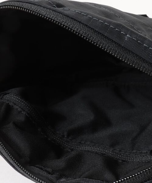 DAKINE(ダカイン)の「DAKINE JOEY OVAL CROSSBODY ショルダーバッグ 【2024年春夏モデル】/ダカインショルダーバッグ(ショルダーバッグ・メンズ・ブラック/エンジ・FREE)」の5枚目の写真